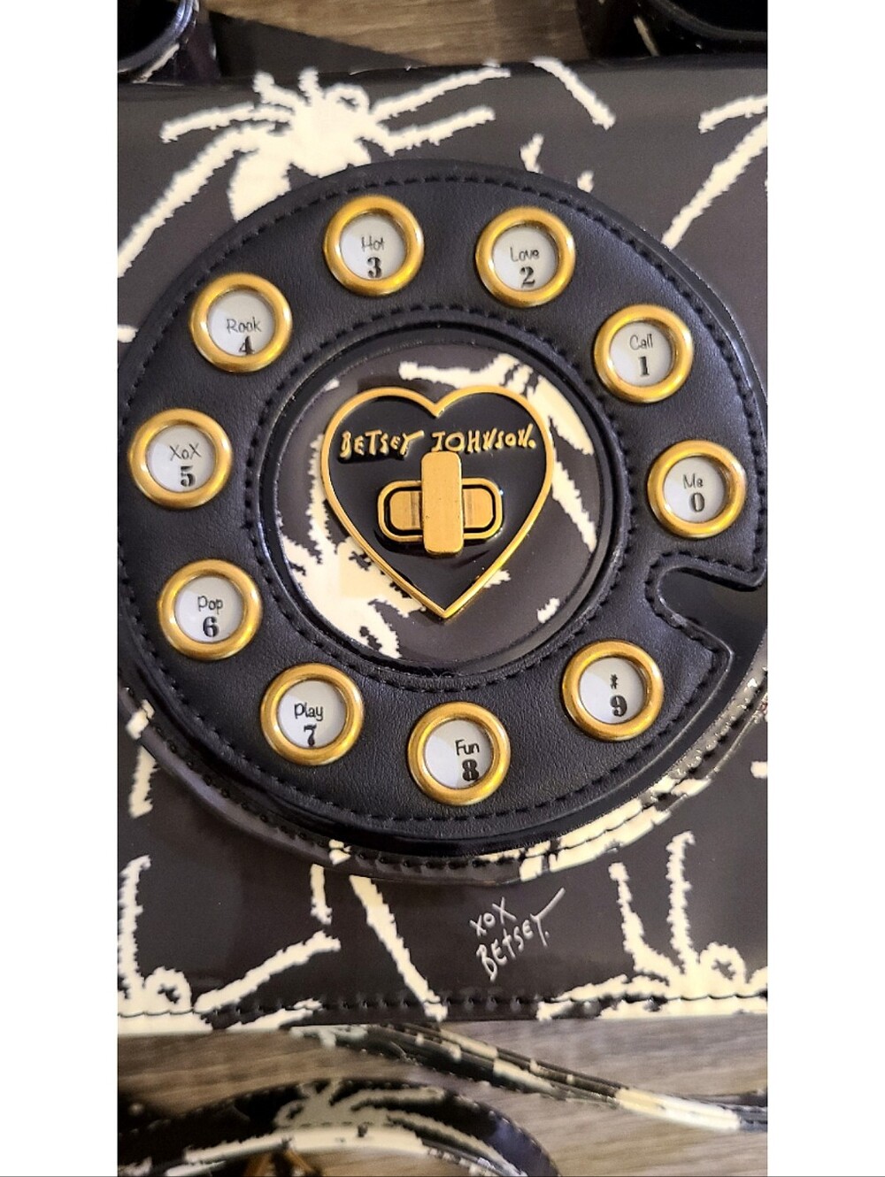 🆕️ Betsey Johnson 80th Birthday Patent Kitsch Phone Bag Satchel Tote Crossbody - Picture 4 of 16